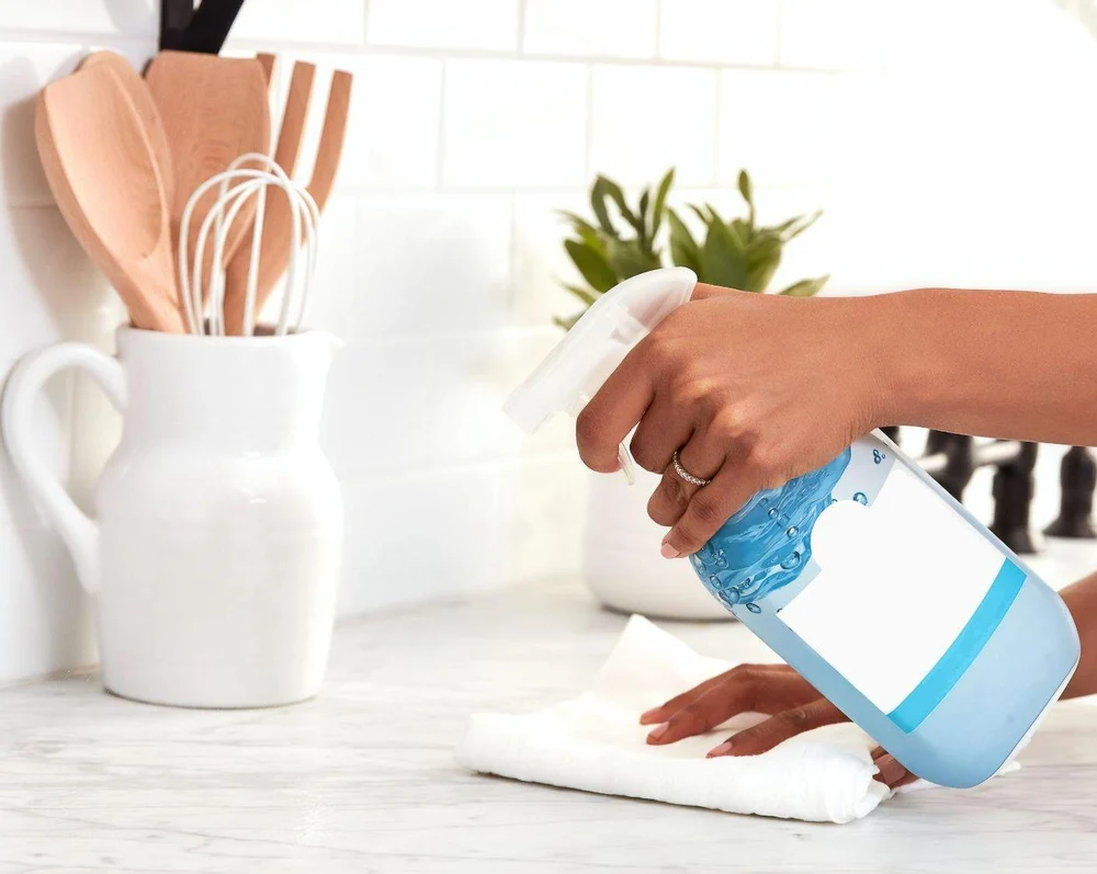 Профессиональный клининг
БЕЛАЯ ЛИЛИЯ 
(WHITE LILY)
